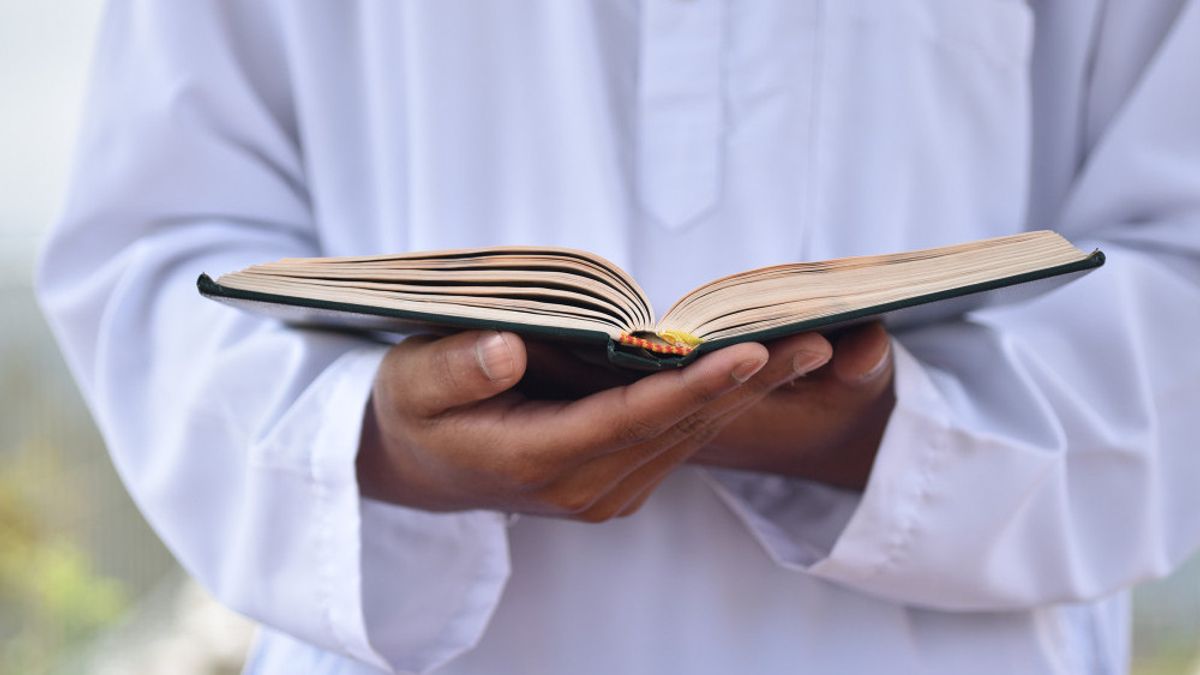 Hadiths About Arrogant Who Is Rarely Discussed, Turns Out To Be Very Scary!