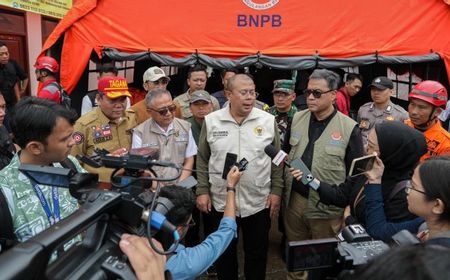 Tinjau Bencana Banjir Bandang di Sukabumi, Pimpinan DPR Pastikan Tanggap Darurat Berjalan Optimal