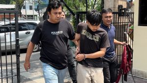 被捕的Bawa Sajam和Rokok,Cempaka Putih Digelandang的高中2年级学生到警察局