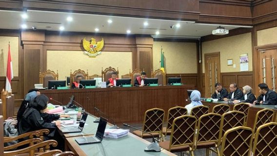 Eks Panitera PN Jakarta Timur Didakwa Terima Suap Rp1 Miliar