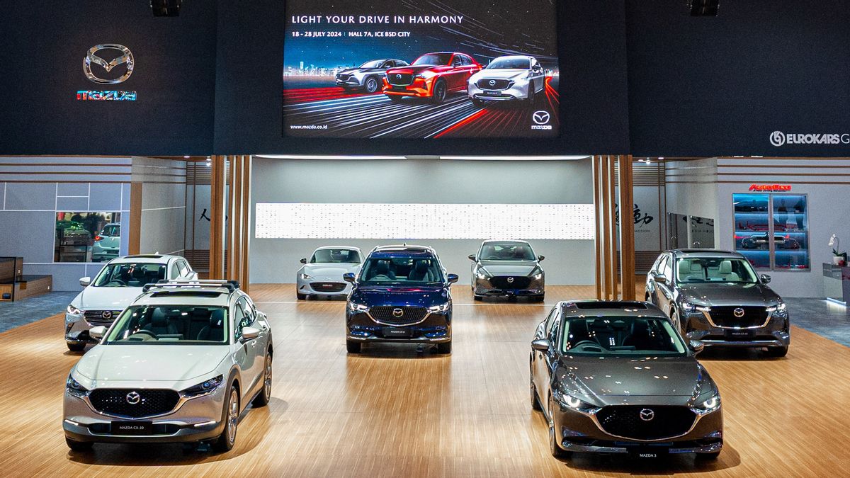 قبل إغلاق GIIAS 2024 ، تقدم Mazda خدمات المبيعات والمبيعات الكاملة