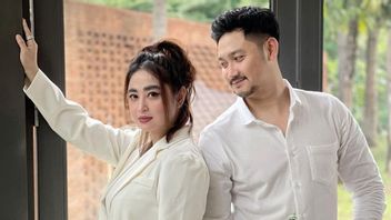 Angga Wijaya's Divorce Is Accepted, Dewi Perssik Is Officially Divorced