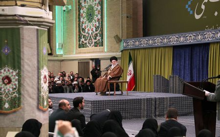 Ayatollah Ali Khamenei Tegaskan Hamas hingga Hizbullah Bukan Proksi Iran