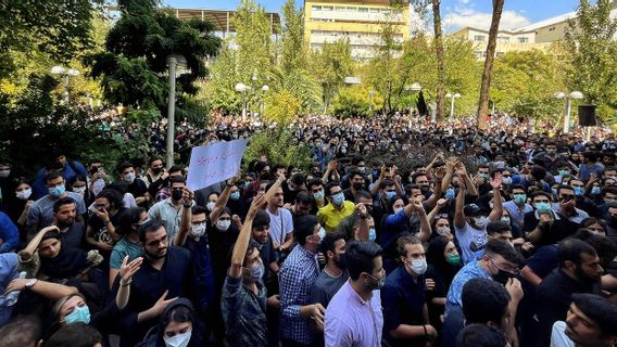 40 Days Of Death Mahsa Amini, Antihuru-hara Police Were Enlivened To Iranian Cities For Anticipation Of Demonstrators