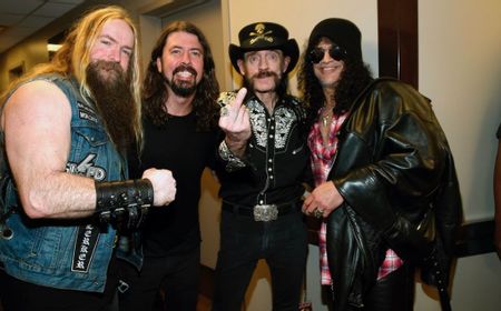 Dave Grohl Berharap Lemmy Masih Hidup dan Dengar Album baru Foo Fighters