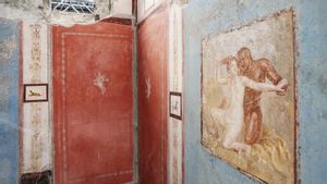 Mungil's House With Complicated Wall Painting Found In The Ancient City Of Pompeii