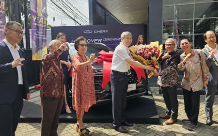 Kejutan dari Pendiri Chery: Penyerahan Langsung Unit Tiggo 8 Pro kepada Pelanggan