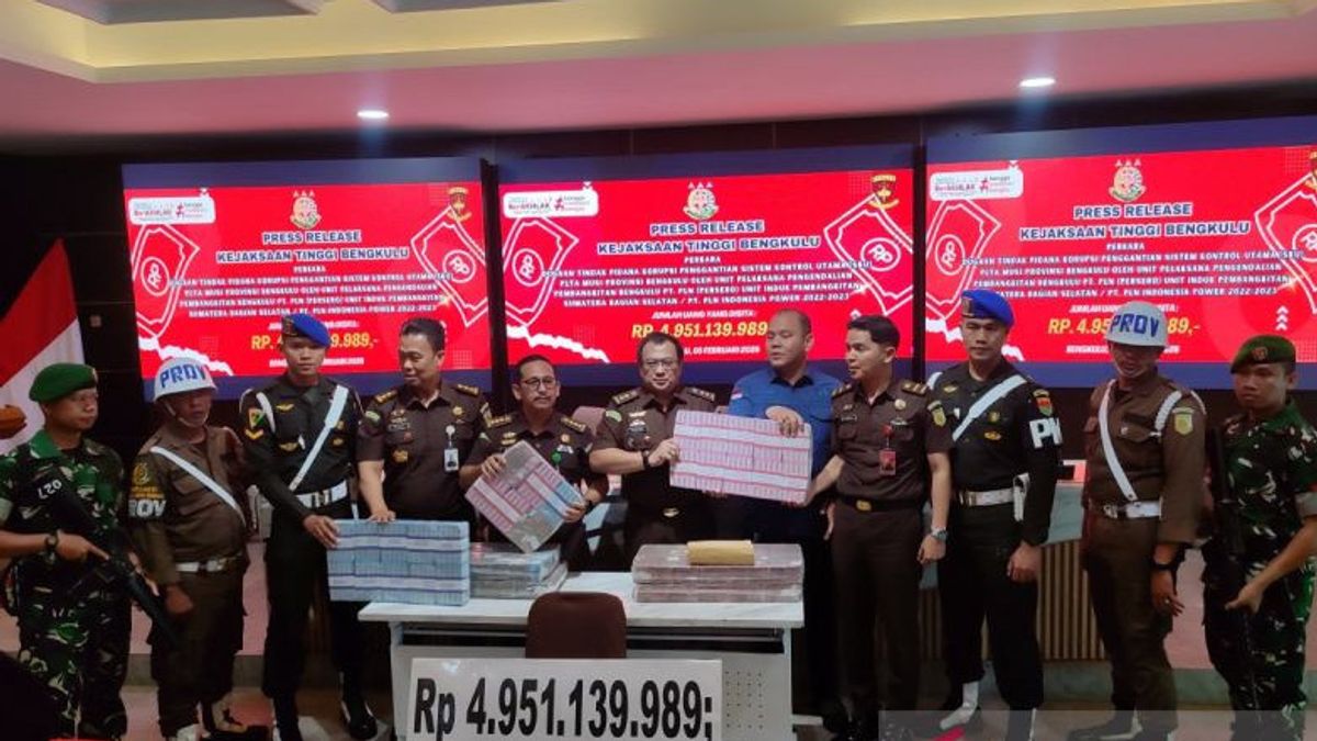 Dijejer di Meja, Ini Penampakan Duit Miliaran Kasus Korupsi PLTA Musi Bengkulu