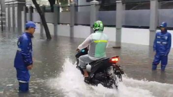 BMKG Predicts Light And Heavy Rain For Jakarta All Saturday