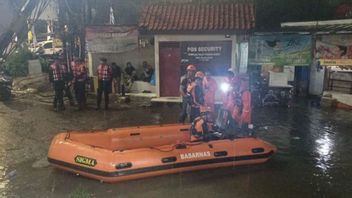 Banjir di Pondok Karya Jaksel Capai 1 Meter