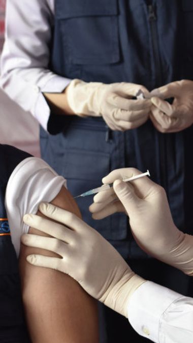 Sumsel Mendapat Alokasi 3.190 Vial Vaksin Moderna untuk Dosis Ketiga Nakes