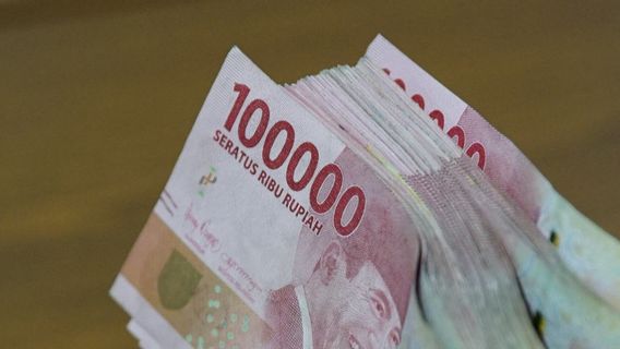 Disuntik Vaksin COVID-19, Rupiah Gagah Perkasa Rabu Pagi