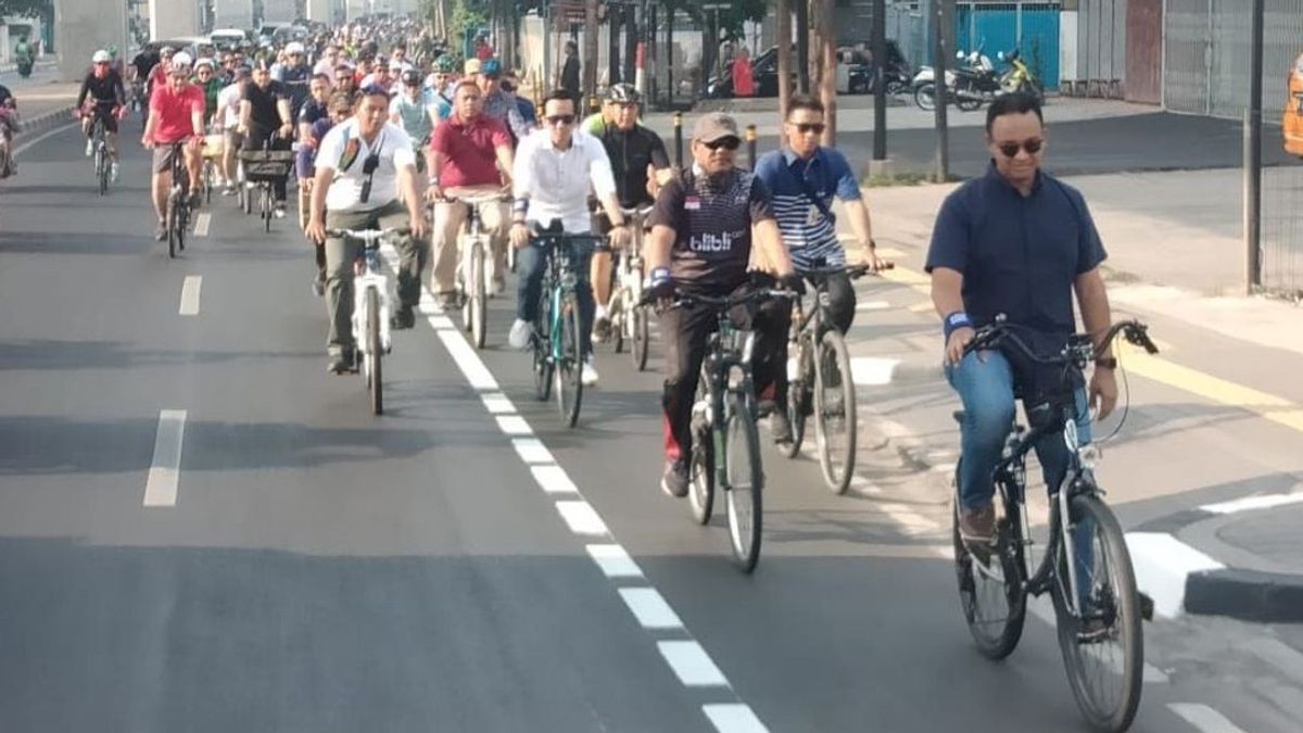 DPRD DKI Considère Les Pistes Cyclables Comme Le Salage De L’eau De Mer