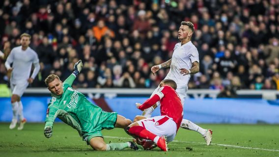 Arsenal Est Expulsé Pour La Ligue Des Champions Des Années 70 De La FA Cup