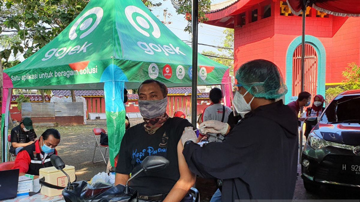 مخزون اللقاحات في مدينة سيمارانج منخفض