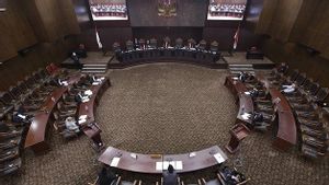 MK Tolak Gugatan UU terkait Masa Jabatan Presiden dan Wapres