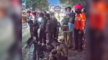 Pria yang Nekat Bakar Diri di Jalan Raya Bogor KM35 Masih Hidup, Polisi Sebut Korban Agak Stress