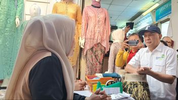 Minister Teten Says There Is A Possibility Of Permanent Turnover At Tanah Abang Market