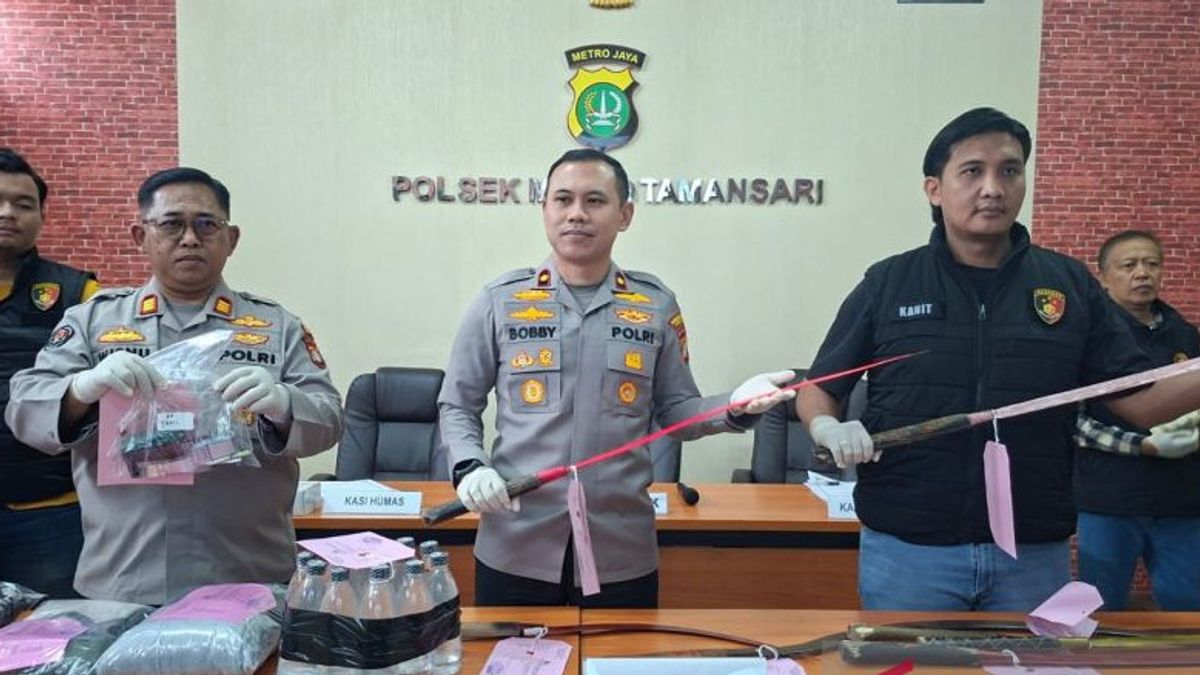 Poisi Selidiki Kasus Narkotika Buntut Penangkapan Kelompok Tawuran di Tamansari