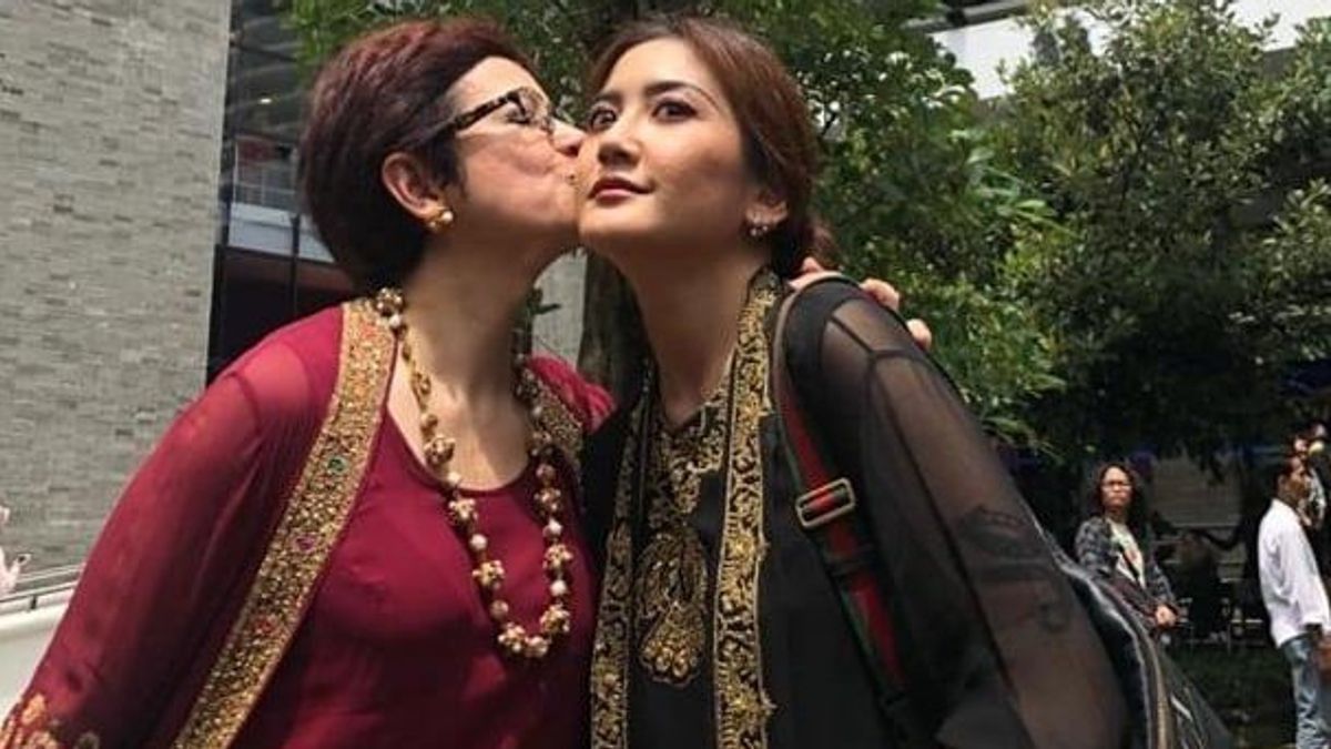 Rindu Maura Magnalia, Nurul Arifin Berbincang dengan Pusara: I Love You Maura