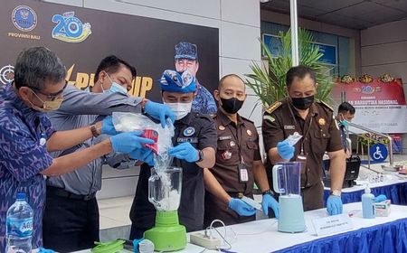 BNNP Bali Musnahkan 1 Kg Sabu Sitaan Jaringan Surabaya-Bali