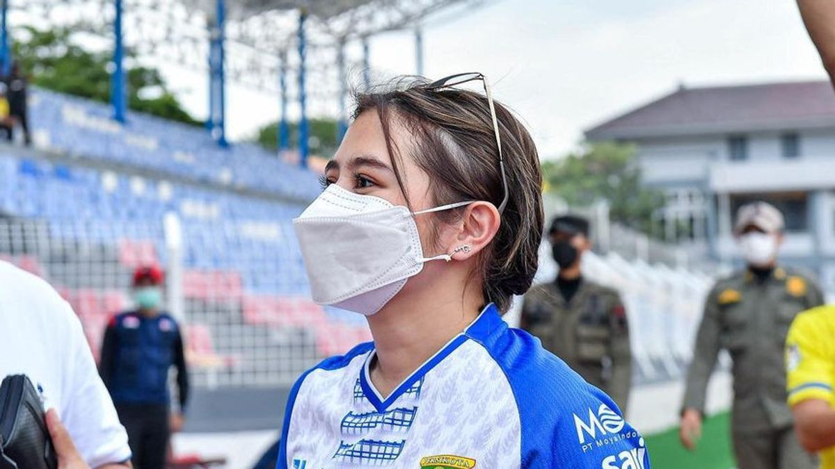  Prilly Latuconsina Curhat di Medsos karena Persikota Tangerang Dicurangi Wasit: Sepak Bola di Indonesia Masih Mengecewakan