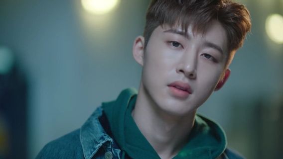  B.I. Releases Single May 14, Then Launches Full Album June 1