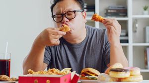 <i>Night eating Syndrome</i>: Gangguan Makan Berlebih saat Tengah Malam yang Bisa Sebabkan Masalah Kesehatan