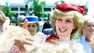 Charles Memang Putra Mahkota, Tapi Diana yang Dicintai Dunia
