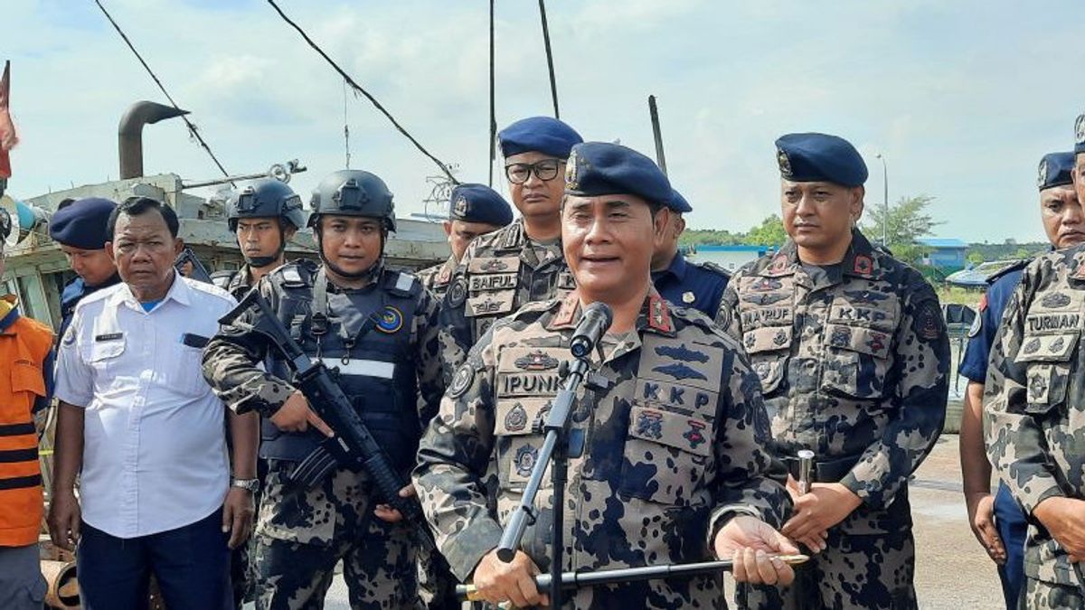 Les autorités vietnamiennes interdisent le KKP : 9 pêcheurs étrangers volent 1 tonne de poisson dans les eaux de Natuna