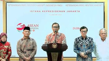 ジョコウィは3人の大臣に、東ヨーロッパでの過去の重大な人権侵害の生存者であるインドネシア市民を集めるよう命じます 