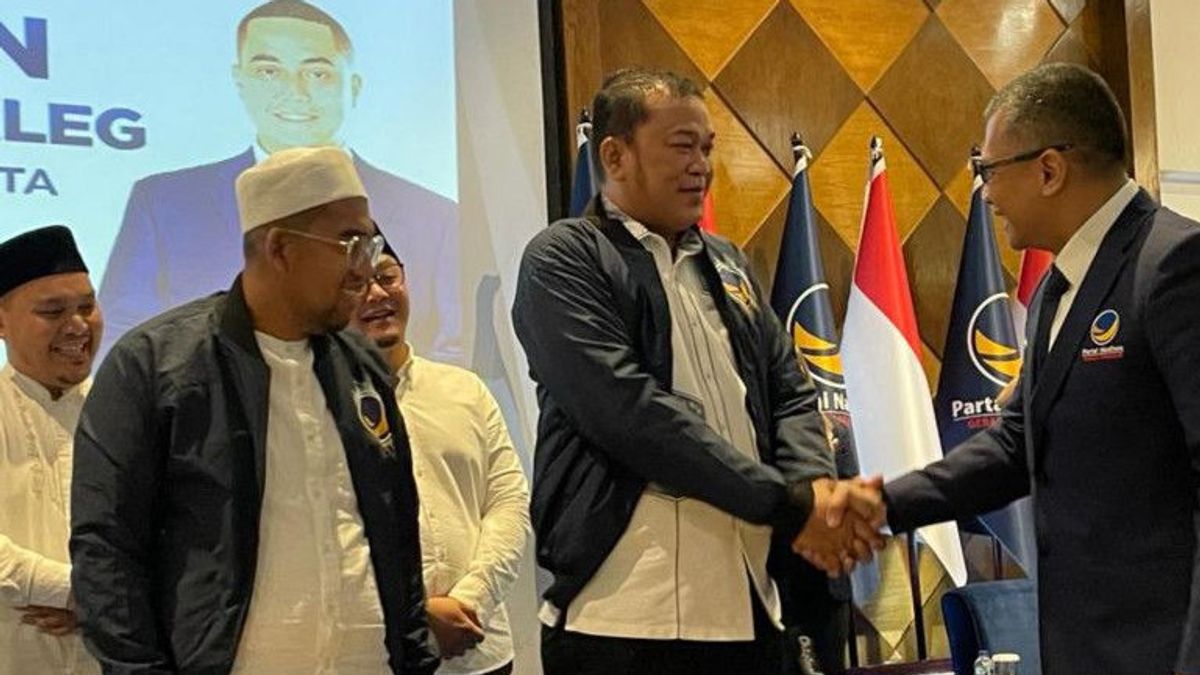 Bamus Betawi主席与Putra Haji Lulung一起退出PPP成为NasDem干部 
