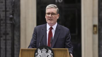 スターマー首相はマンチェスター攻撃後のユダヤ人の安全を守ることを約束