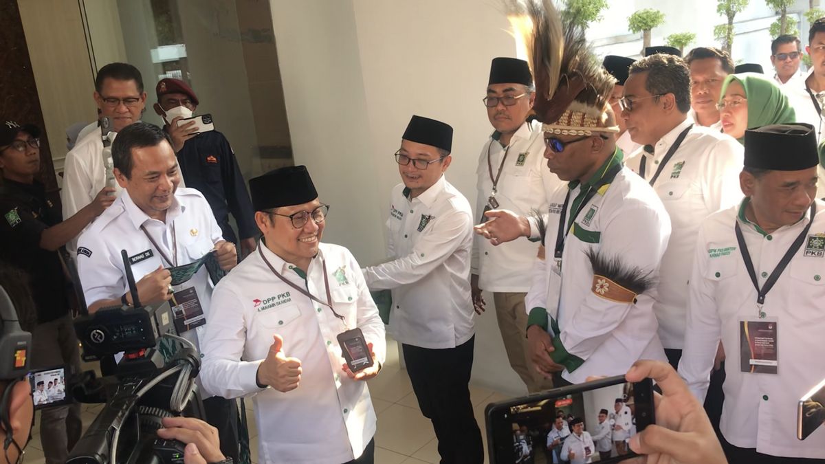 与Prabowo，Cak Imin一起向KPU注册PKB：PKB和Gerindra将赢得2024年大选