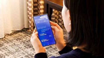 Samsung Akan Tambahkan Fitur Live Translate ke dalam WhatsApp