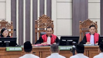 Member of the DPR Absent Again for the Corruption Trial of the Grand Mosque of Karanganyar, Will He Be Summoned?