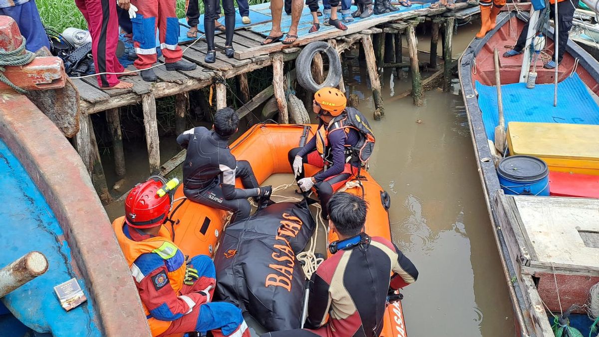ABK Maju Makmur Found Dead In Muara Angke Waters, Jakut