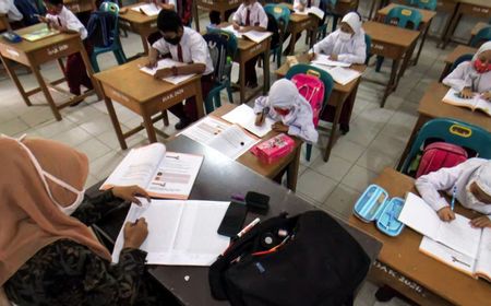 28 Sekolah yang Sempat Ditutup Akibat Kasus COVID-19 di DKI Sudah Kembali Gelar PTM