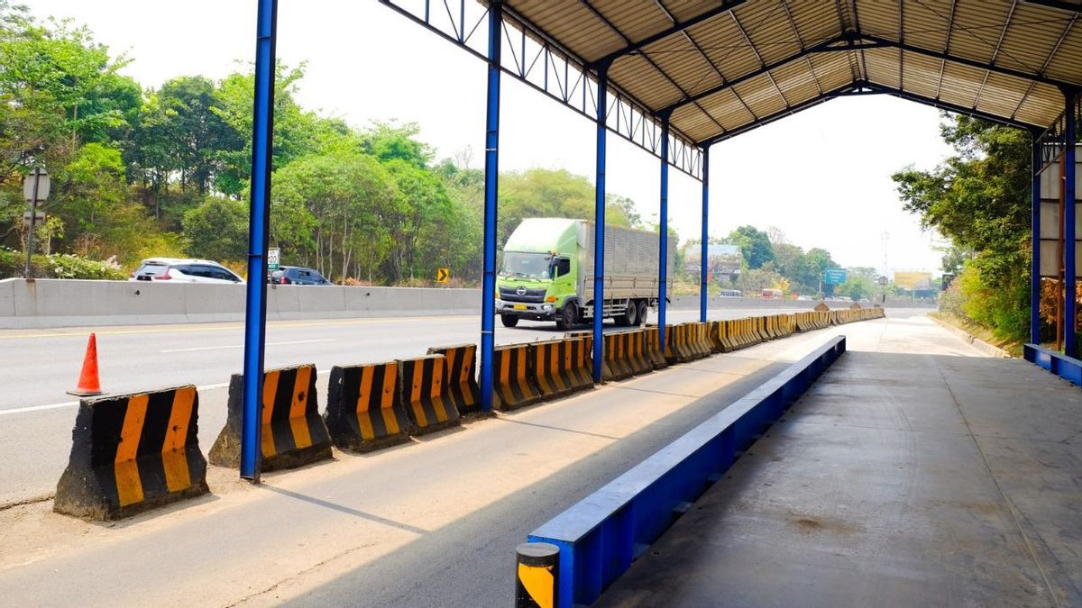 The Ministry Of PUPR Assessments The Jakarta-Bandung Toll Road, Encourages Local Economic Improvement