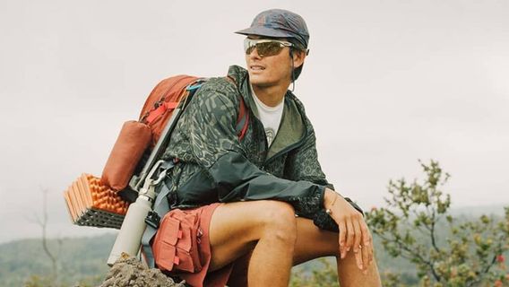 Want To Climb? These Are 10 Outfits Riding A Mountain That Are Not Only Safe And Comfortable But Also Stylish