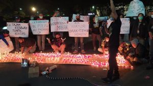 Aksi 1.000 Lilin di Balai Kota Malang, Massa Desak Polisi Usut Tuntas Kasus Walkot Sutiaji Langgar PPKM