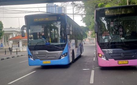 Cegah Pelecehan Seksual, Transjakarta Operasikan Bus Pink Khusus Wanita