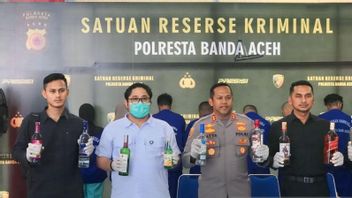 Polisi Tangkap 12 Pedagang dan 234 Botol Minuman Keras di Banda Aceh