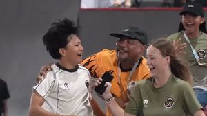 Viral Momen Ofisial Malaysia Ikut Peluk Basral Graito, Siapakah Sosok Itu?