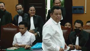 Giliran Ricky Rizal dan Kuat Ma'ruf Hadapi Vonis Hakim