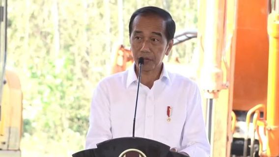 <i>Ground Breaking</i> Hotel di IKN, Jokowi: Dulu Kita Jawa Sentris, Jadi Indonesia Sentris