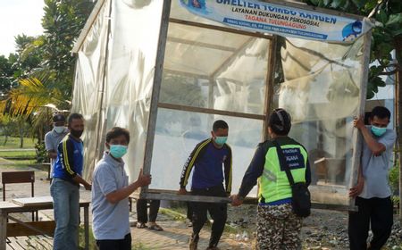 Kasus Corona Menurun, Relawan Bongkar Sarana RSD COVID-19 di Rusunawa UIN Tulungagung