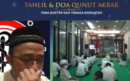 Air Mata Ketua IDI 'Pecah' Saat Acara Tahlil untuk Dokter yang Meninggal karena COVID-19