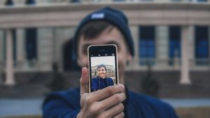 Bahaya Deepfake bagi Perbankan, Ini Pihak yang Pasti Terdampak