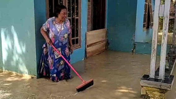 Sungai Ciberes Meluap, Ratusan Rumah di Cirebon Kebanjiran